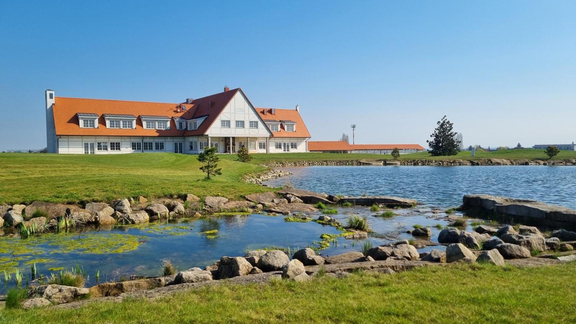 Apartments By Prague City Golf Zewnętrze zdjęcie